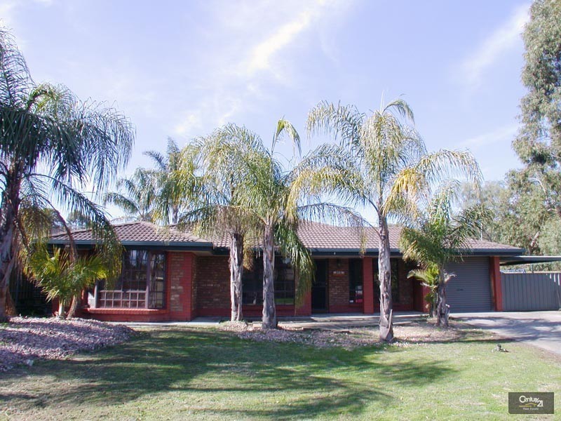 10 St Helens Court, Woodcroft SA 5162