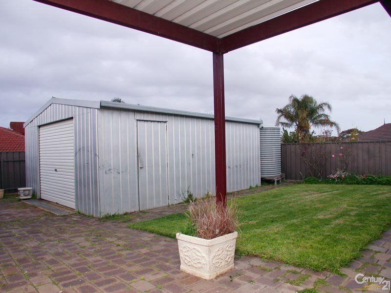 17 Kerrin Avenue, Morphett Vale SA 5162