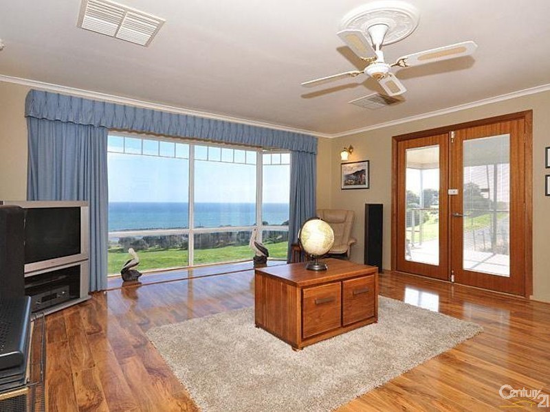 5 Tingira Drive, O’sullivan Beach SA 5166