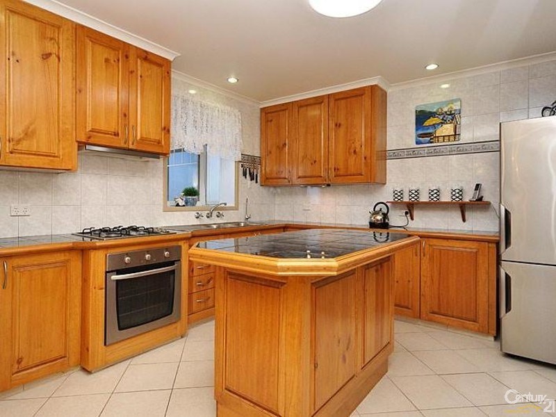 5 Tingira Drive, O’sullivan Beach SA 5166