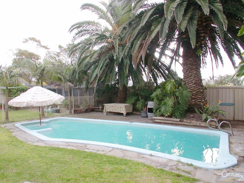 9 Albany Avenue, Port Noarlunga South SA 5167