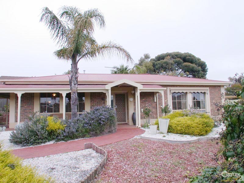 15 Barramundi Drive, Hallett Cove SA 5158