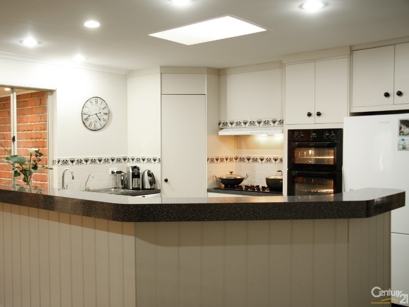 13 Alpine Road, Happy Valley SA 5159