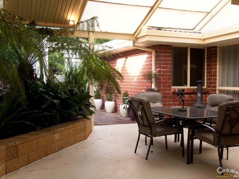 13 Alpine Road, Happy Valley SA 5159