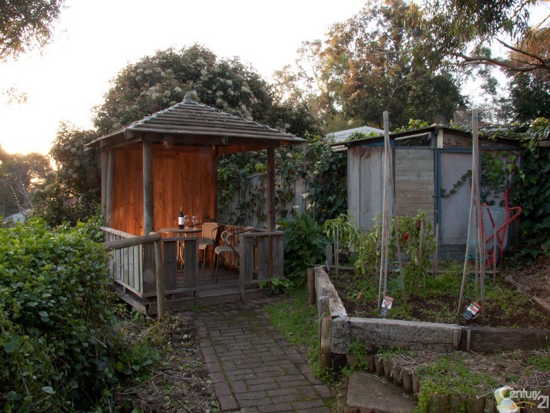 13 Alpine Road, Happy Valley SA 5159