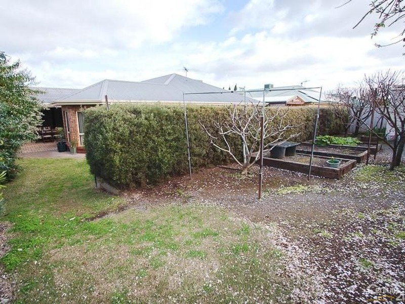 3 Vales Court, Mclaren Vale SA 5171