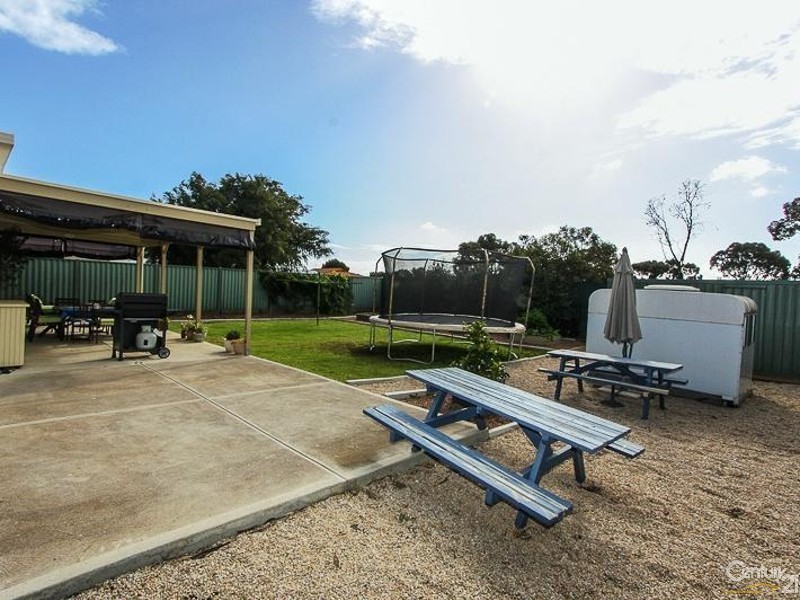 19 Highwray Drive, Morphett Vale SA 5162