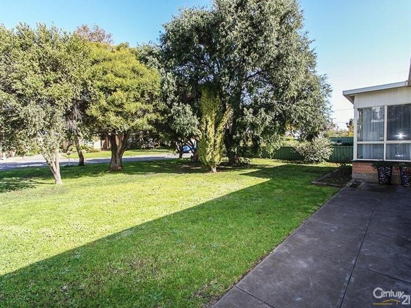 19 Highwray Drive, Morphett Vale SA 5162