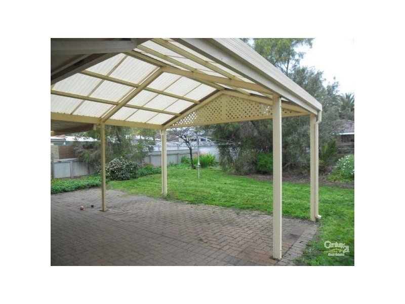 65 Regency Rd, Happy Valley SA 5159