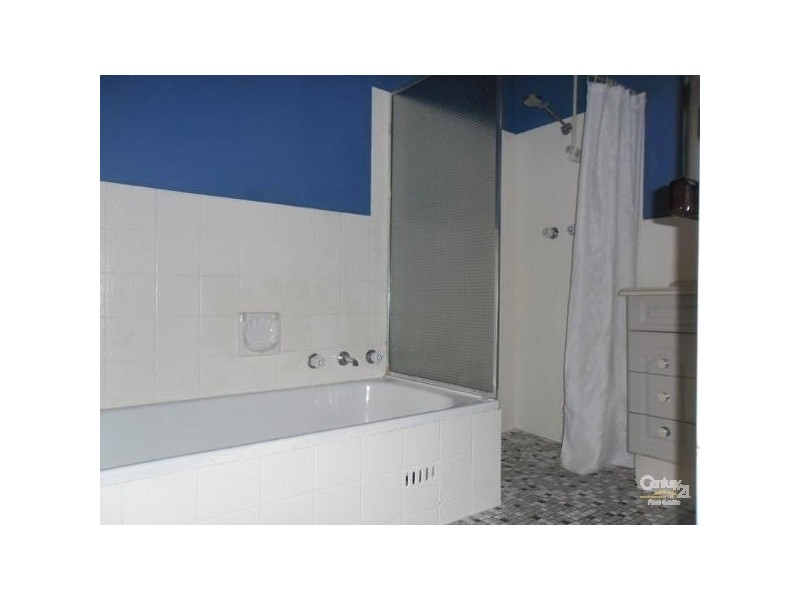 65 Regency Rd, Happy Valley SA 5159