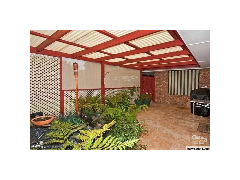 16 Fisher Street, Trott Park SA 5158