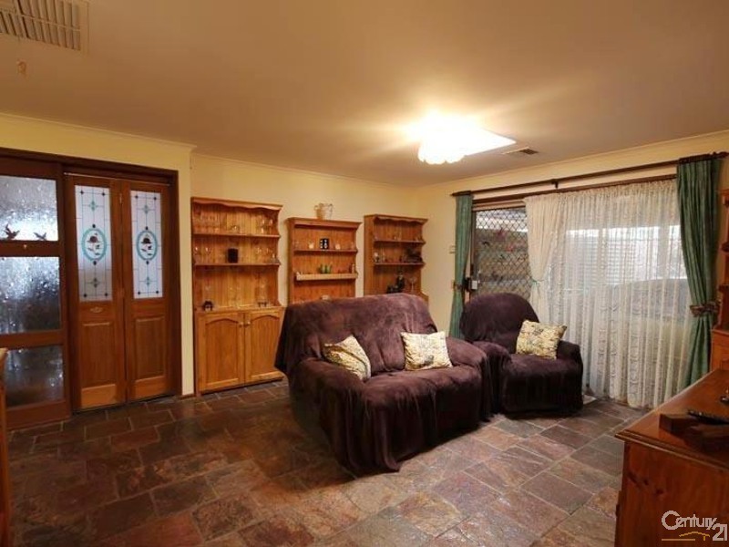 3 Fernilee Court, Onkaparinga Hills SA 5163