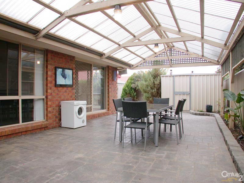 5 Weymouth Place, Seaford SA 5169