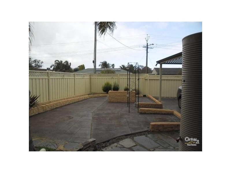 11 Cliff Avenue, Port Noarlunga South SA 5167