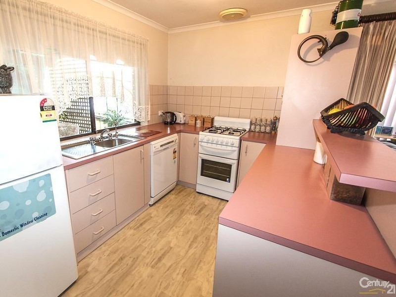 2/22 The Pines Close, Happy Valley SA 5159