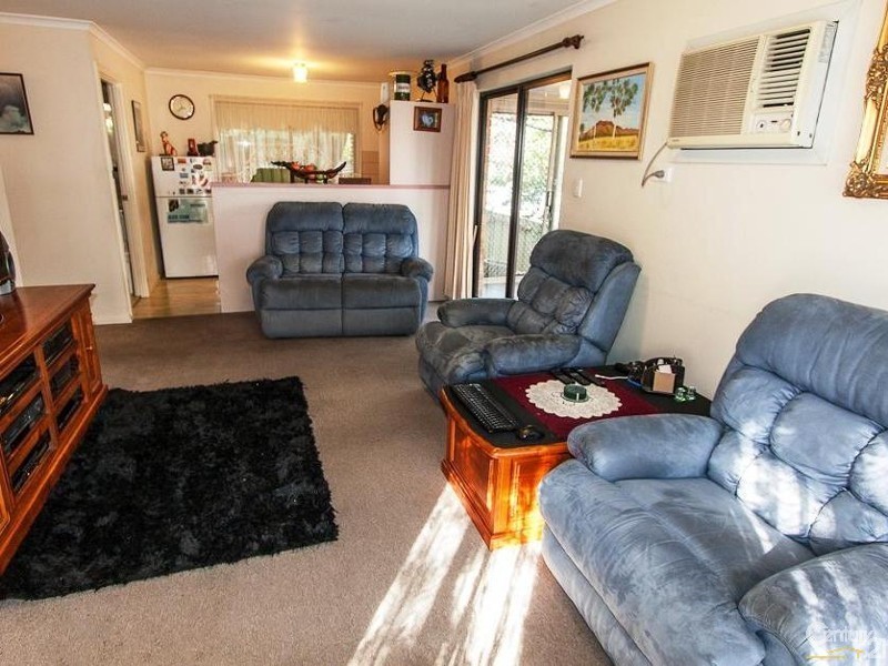 2/22 The Pines Close, Happy Valley SA 5159