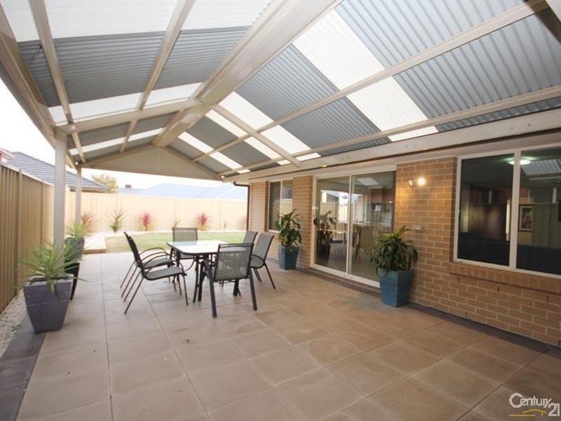 2 Lighthouse Terrace, Seaford Meadows SA 5169