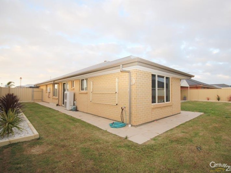2 Lighthouse Terrace, Seaford Meadows SA 5169