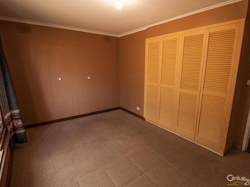 66 Kentwood Road, Morphett Vale SA 5162