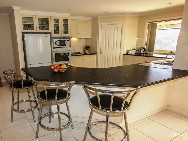 22 Newfield Drive, Reynella SA 5161