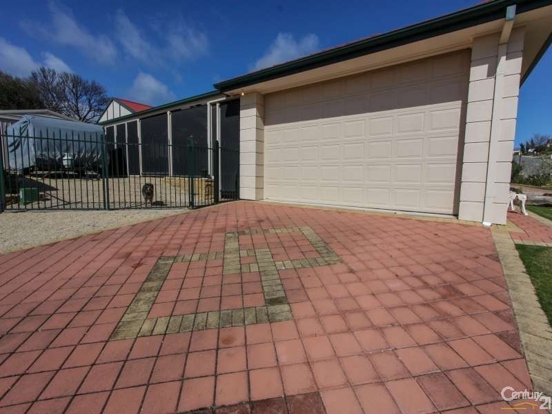 22 Newfield Drive, Reynella SA 5161