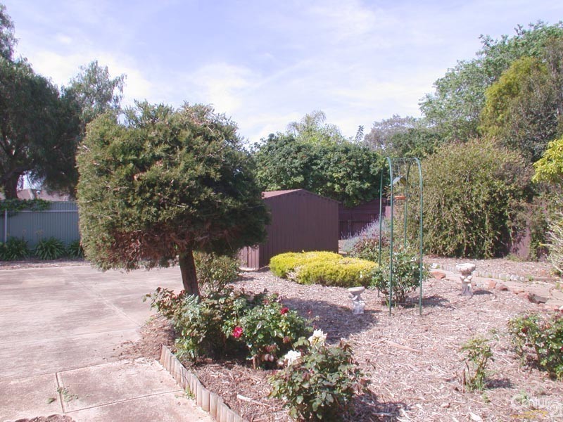 9 McCarthy Avenue, Morphett Vale SA 5162