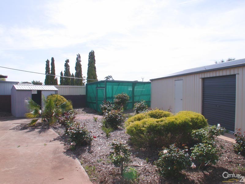 9 McCarthy Avenue, Morphett Vale SA 5162