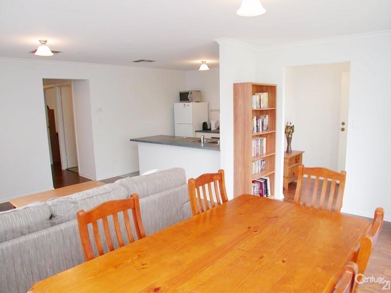 6 Swinton Close, Christie Downs SA 5164