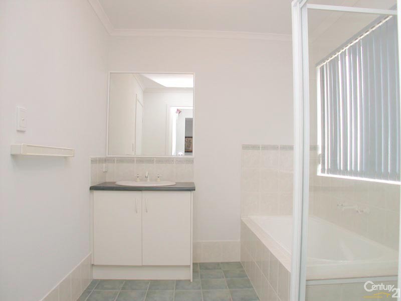 6 Swinton Close, Christie Downs SA 5164