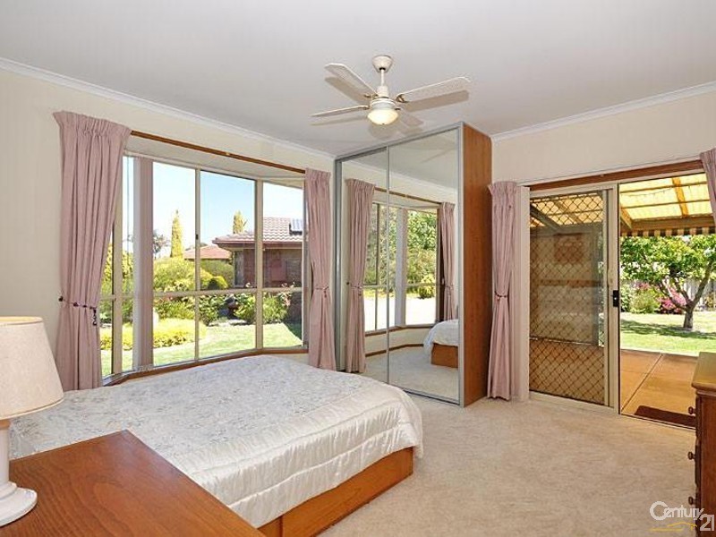 9 Ballast Close, Seaford Rise SA 5169