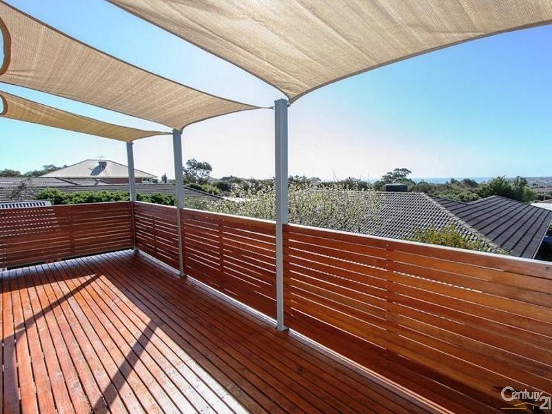 1 Preston Court, Moana SA 5169