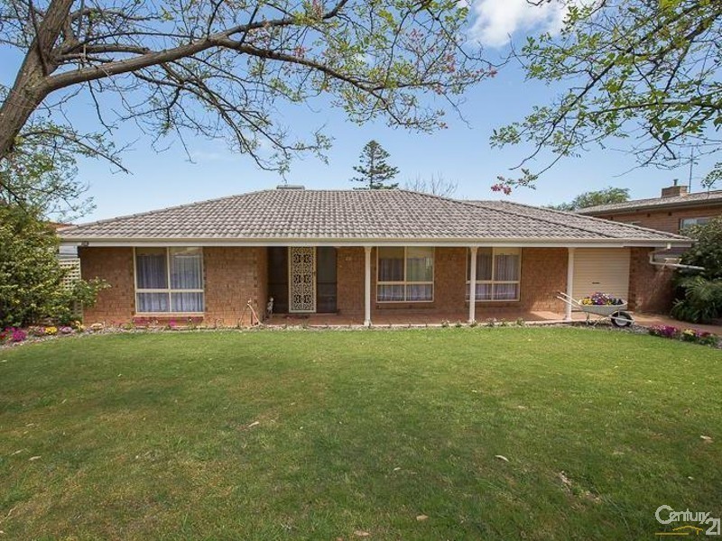28  Second Avenue, Moana SA 5169