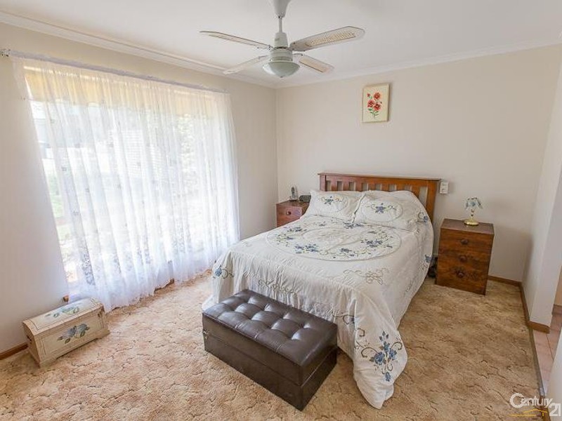 28  Second Avenue, Moana SA 5169