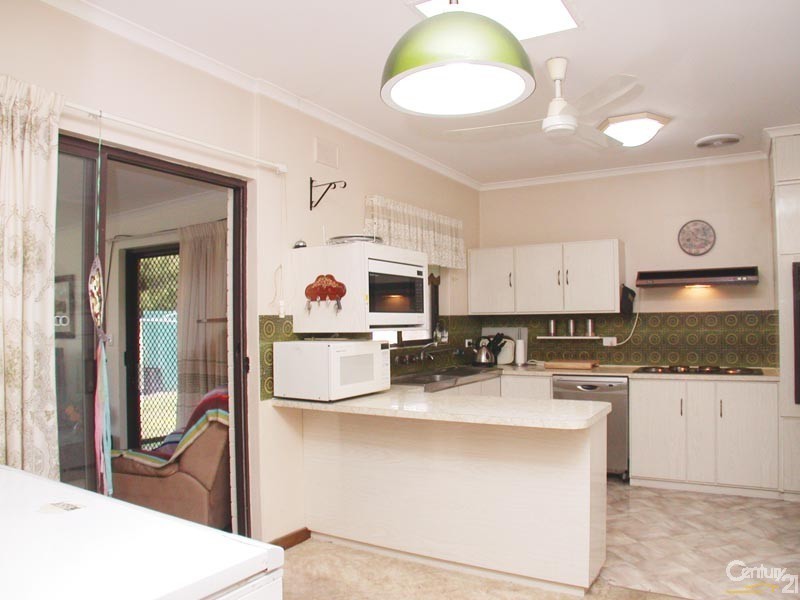 3 Chestnut Place, Hackham West SA 5163