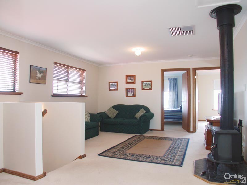 9 Harbour Drive, Seaford Rise SA 5169