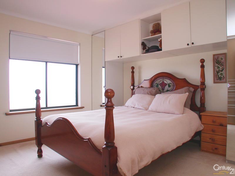 9 Harbour Drive, Seaford Rise SA 5169