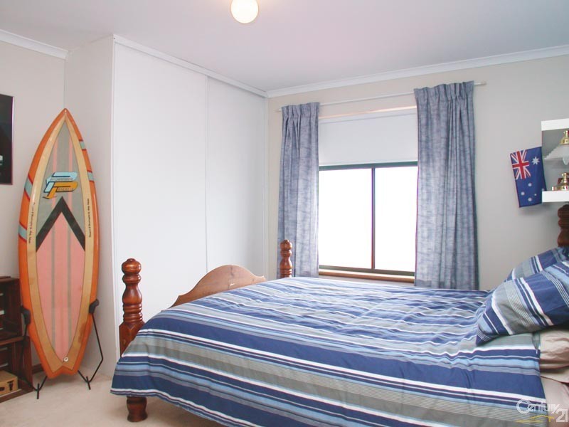 9 Harbour Drive, Seaford Rise SA 5169