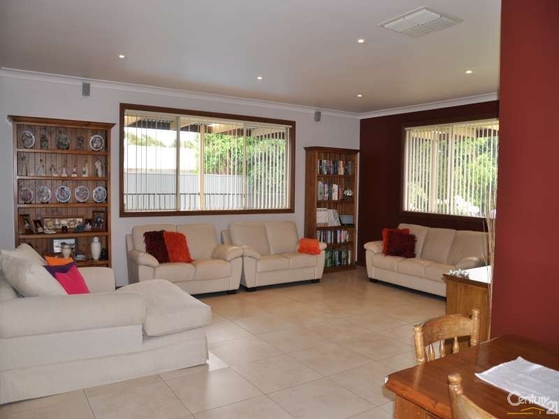 7 Dom Street, Mclaren Flat SA 5171