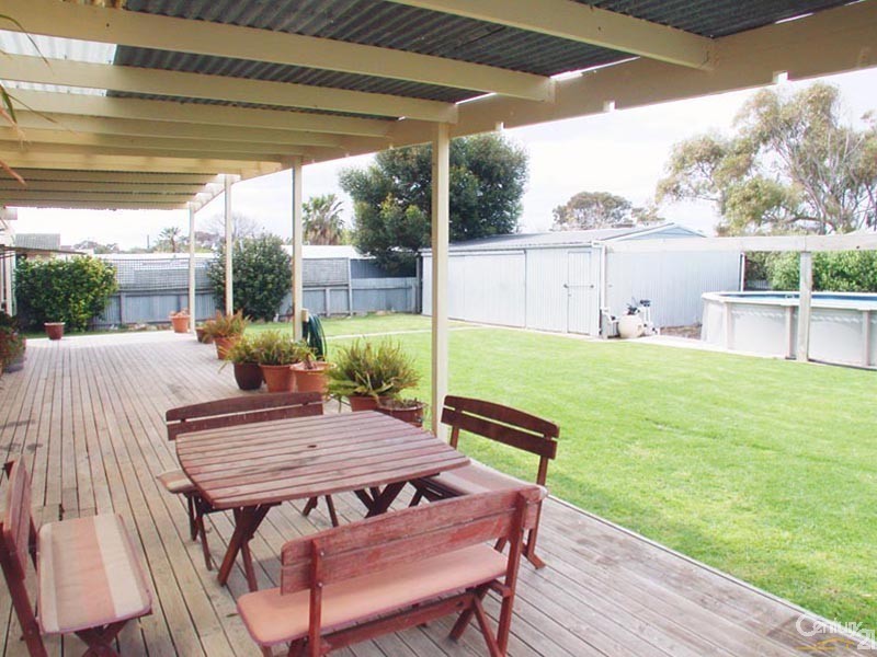 44 Kwinana Crescent, Port Noarlunga South SA 5167