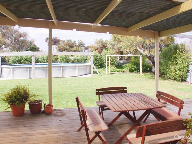 44 Kwinana Crescent, Port Noarlunga South SA 5167