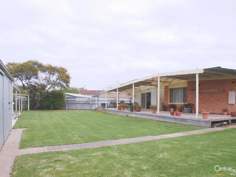 44 Kwinana Crescent, Port Noarlunga South SA 5167