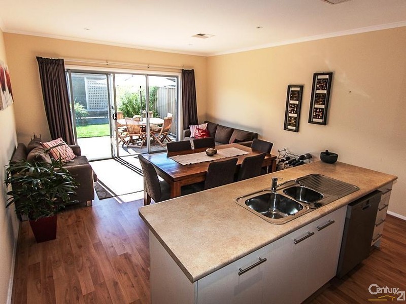 16 / 8 Grange Court, Seaford SA 5169