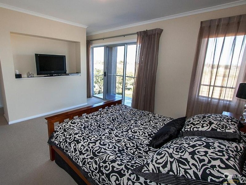 16 / 8 Grange Court, Seaford SA 5169