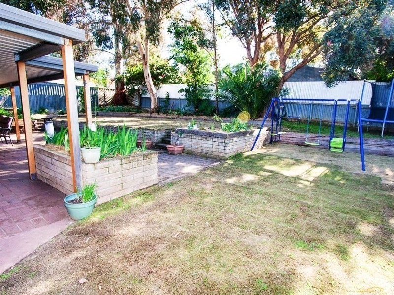 15 Richard Avenue, Hackham SA 5163