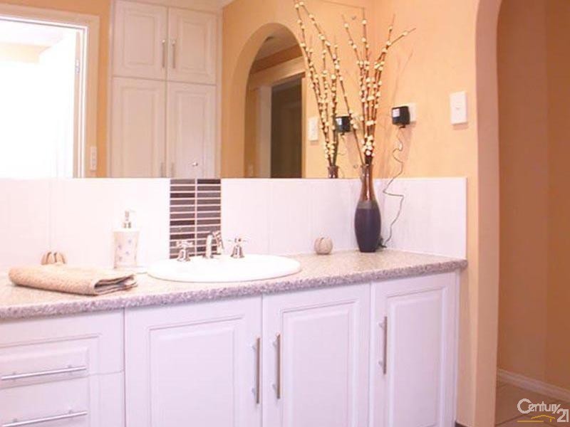 66 Grand Boulevard, Seaford Rise SA 5169