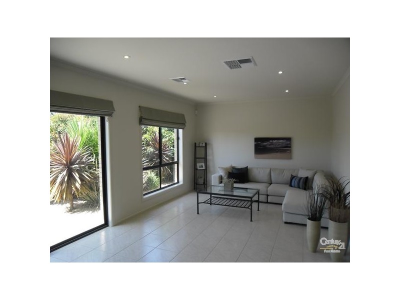 87 Seaford Road, Seaford Meadows SA 5169