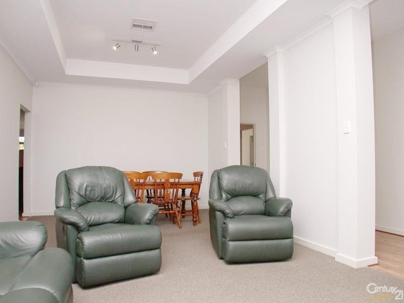 32 Lighthouse Terrace, Seaford Meadows SA 5169