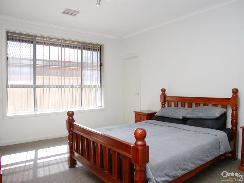 32 Lighthouse Terrace, Seaford Meadows SA 5169