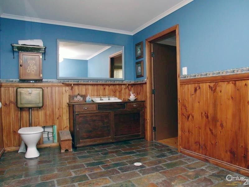 9 Chalk Hill Road, Mclaren Flat SA 5171