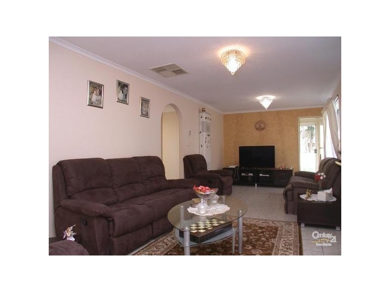 11 Jagger Crescent, Woodcroft SA 5162